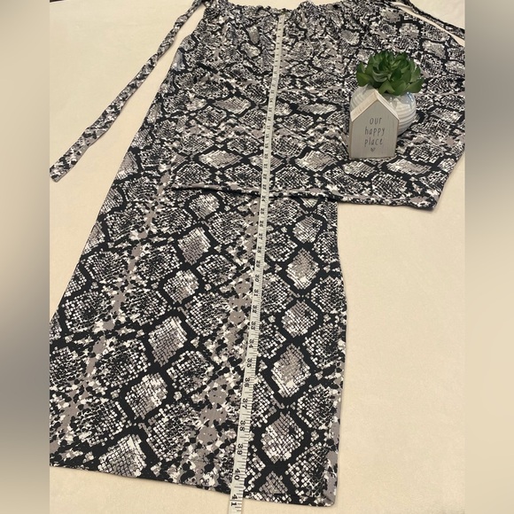 Woman’s LuLaRoe Wide Leg Pants Size XL - Picture 3 of 5